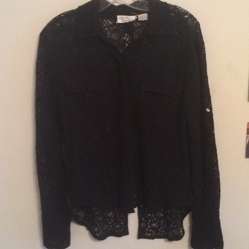 Lace cover shirt.